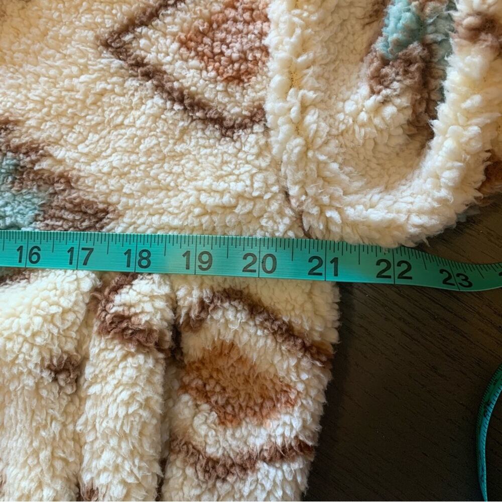 RSQ RARE Southwest XS Sherpa Jacket . Sold Out on Tillys Site. - Picture 8 of 10